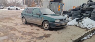 купить авто в кредит: Volkswagen Golf: 1992 г., 1.8 л, Механика, Бензин, Седан