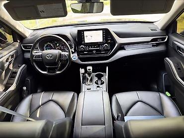 Toyota: Toyota Highlander: 2021 г., 2.5 л, Гибрид, Кроссовер — 10