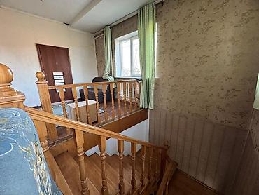 Продажа коттеджей и домов: Продается 2 этажный дом в районе Рабочего городка, на пересечении улиц — 10