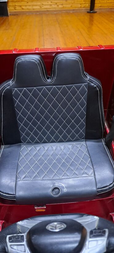 Uşaq üçün elektrik maşınları: Uşaq üçün elektriklə işləyən Mercedes-Benz G65 AMG tipli miniatür — 9