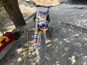e500 124: Кроссовый мотоцикл Husqvarna-стайл (ребрендинг/реплика с — 2
