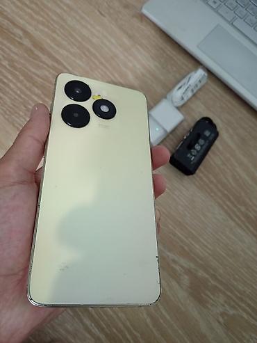 телефон за 20к: Tecno Spark 20C, Б/у, 128 ГБ, цвет - Золотой, 2 SIM — 1
