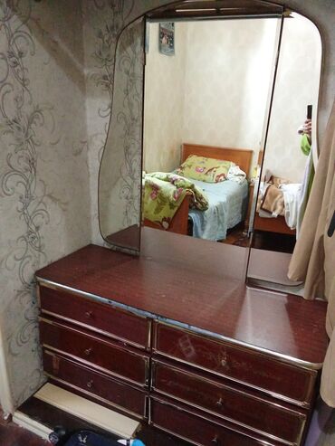 Yataq otağı dəstləri: İkinəfərlik çarpayı, Dolab — 9