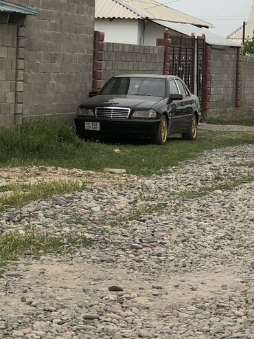 м класс: Mercedes-Benz C-Class: 1999 г., 1.8 л, Механика, Бензин, Седан