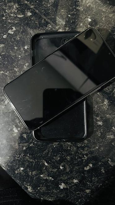 Apple iPhone: IPhone 11 Pro, Б/у, 256 ГБ, Серебристый, Зарядное устройство, Защитное стекло, Чехол, 74 % — 3