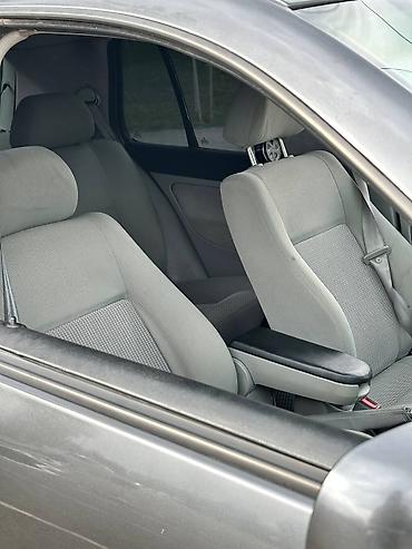 жак бу: Volkswagen Golf: 1999 г., 1.6 л, Кол менен иштөөчү, Бензин, Хетчбек — 9