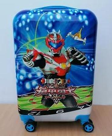 Rančevi, torbe i koferi: Dečiji putni kofer sa upečatljivim dizajnom crtanog junaka. Kofer je — 15