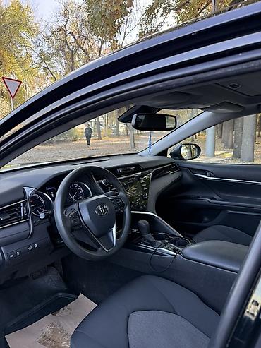 ford taurus: Toyota Camry: 2020 г., 2.5 л, Автомат, Гибрид, Седан — 6