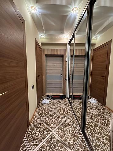 ağ seher: 4 otaqlı, Yeni tikili, 144 kv. m — 2