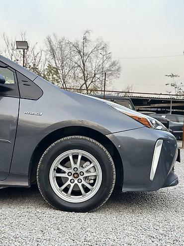 prius: Toyota Prius: 2021 г., 1.8 л, Автомат, Гибрид, Лифтбек — 7