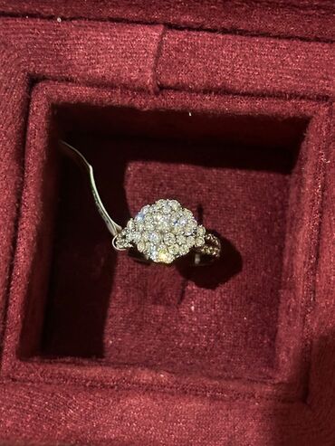 Üzüklər: Nişan, Üzük, Ağ qızıl, 750 Əyar, Brilyant, 1.01-1.50 Karat — 9