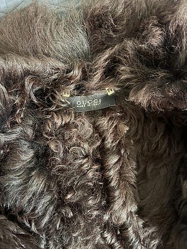 tuklu geyim: Gucci qadın gödəkçə - Material: tünd qəhvəyi rəngdə zamşa (xaric) və — 3