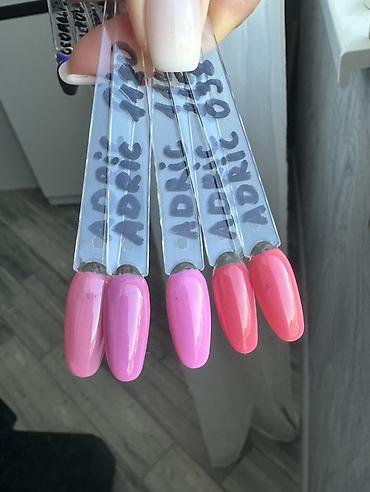 Manikür, pedikür aparatları: Peşəkar manikür üçün tam dəst Tərkib: - Strong 210 frez aparatı – — 13