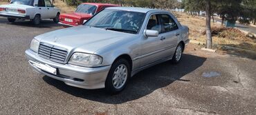 Mercedes-Benz: Mercedes-Benz 200: 2 l | 1998 il Sedan