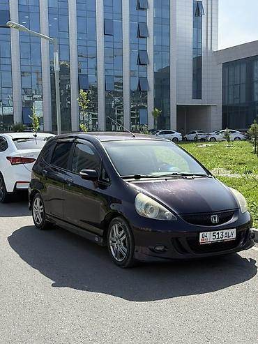bud e9: Honda Fit: 2007 г., 1.4 л, Вариатор, Бензин, Хэтчбэк — 3