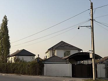 семейный дом: 6 комнат и более, 200 м², 5 соток, Бишкек, Ак-Орго ж/м Собственник — 1