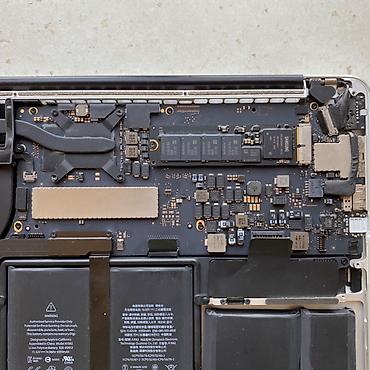 Apple MacBook: İşlənmiş Apple MacBook, 13.3 ", Intel Core i5, 128 GB — 2