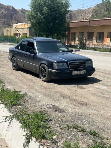 купить мерседес спринтер в европе: Mercedes-Benz W124: 1994 г., 2.2 л, Механика, Бензин, Седан