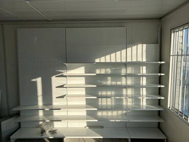 Стеллажи: Полки для магазина, аптек, бутиков и т.д. Все виды: пристенные — 3