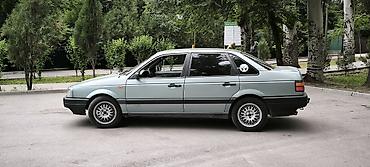эска 8: Volkswagen Passat: 1988 г., 1.8 л, Механика, Бензин, Седан — 9