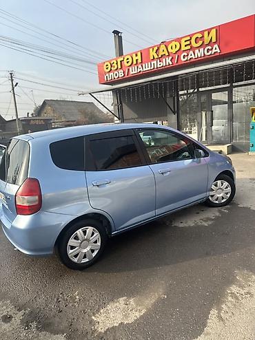 fit 2018: Honda Fit: 2002 г., 1.3 л, Автомат, Бензин, Хэтчбэк — 2