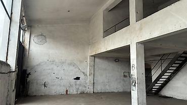 180 м², Первая линия, С отдельным входом, С отдельным санузлом