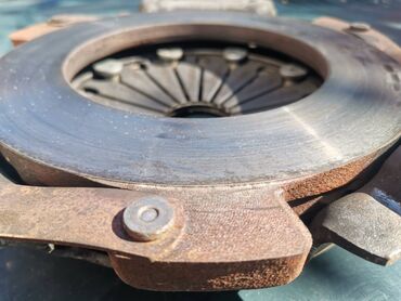 Auto delovi: Korpa kvačila Lada 7 Riva, Lada Niva broj 1. Polovna ocuvana. Vidi se — 7