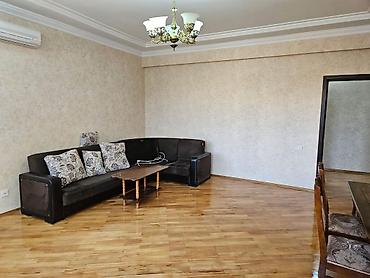 Mənzillər: 8 noyabr mt Azər Əliyev küç 16/2 mərtəbəsi sahəsi 145 kv 3 otaqlı — 3