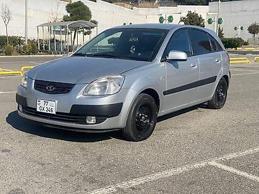 07 2010: Kia Rio: 1.5 l | 2010 il Hetçbek — 10