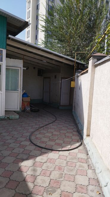 Продажа домов: Полдома, 100 м², 4 комнаты, Собственник, Косметический ремонт — 4