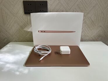 macbook air m1: Apple M1, 8 GB, 13.1 "