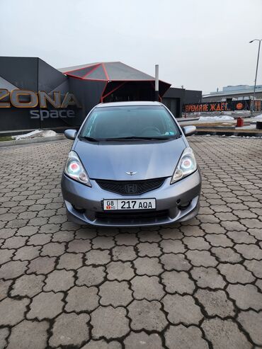 Honda: Honda Fit: 2008 г., 1.5 л, Типтроник, Бензин