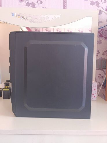 Masaüstü kompüterlər və iş stansiyaları: Problemi yoxdur işləkdir. Təzə təmizlənib və termopasta vurulub. Ofis — 6