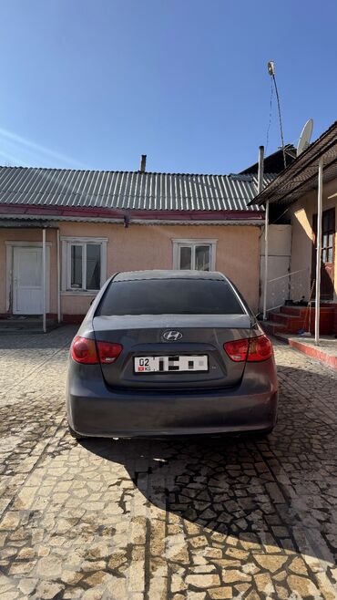 Hyundai: Hyundai Elantra: 2008 г., 1.6 л, Механика, Бензин, Седан — 3