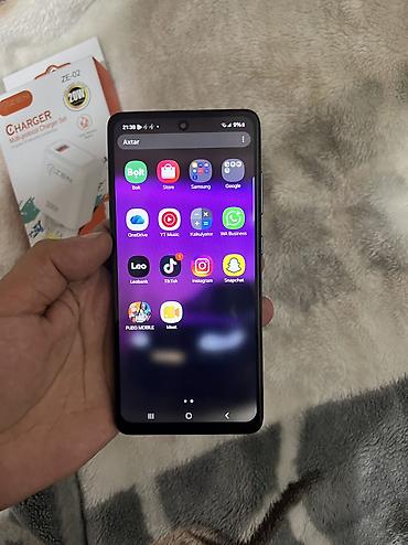 Мобильные телефоны и аксессуары: Samsung Galaxy A52, 128 ГБ, цвет - Черный, Сенсорный, Face ID — 10