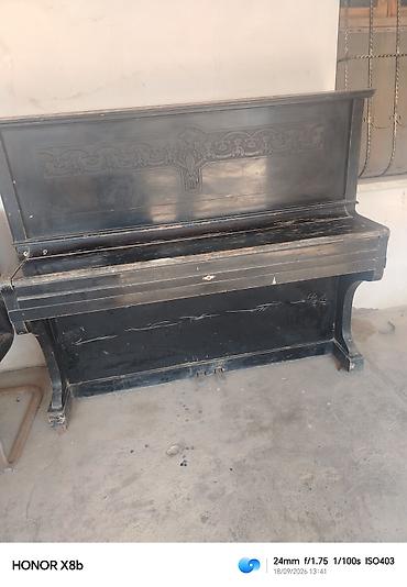 Pianolar: Piano, Akustik, İşlənmiş, Ünvandan götürmə — 2