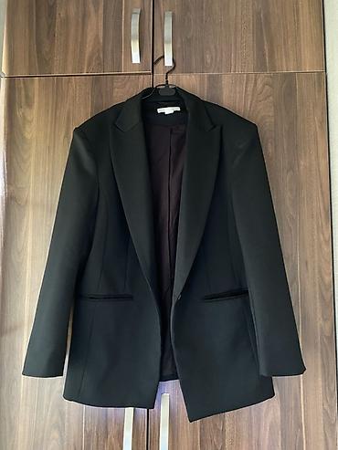 веши: Классический чёрный оверсайз пиджак H&M - Модель: однобортный — 1