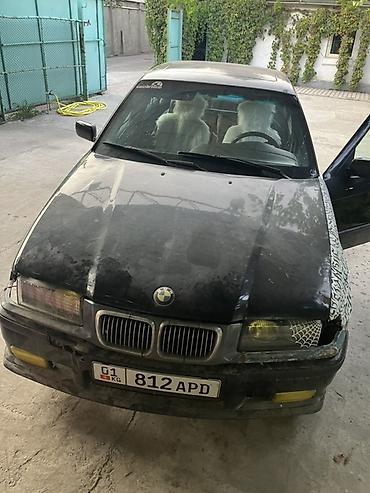 цэпи: BMW 3 series: 1994 г., 2.5 л, Механика, Бензин, Седан — 4