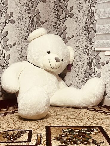 мягкая игрушка с пледом внутри: Большой плюшевый медведь - Цвет: молочно-белый - Материал: мягкий