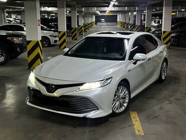 Toyota: Toyota Camry: 2019 г., 2.5 л, Автомат, Гибрид, Седан — 1