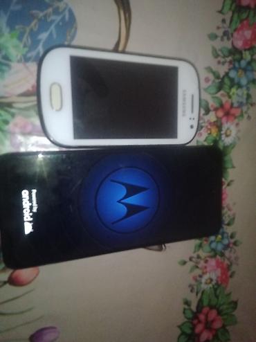 Motorola: Citati oglas na prodaju tri telefona Motorola g53top stanje treba da — 10