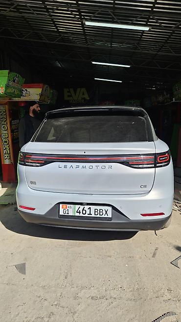 Другие автомобили: ПРОДАЕТСЯ LEAPMOTOR C11 2025 Leapmotor 2025.07 25000km 21900$ Запас — 16