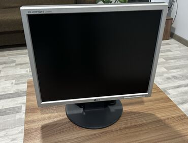 монитор бу: Монитор, LG, Б/у, 19" - 20"