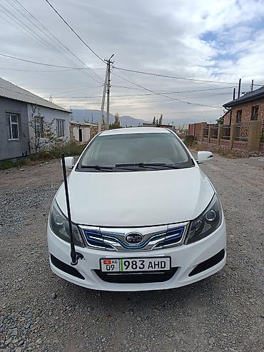audi 17: BYD E5: 2019 г., Автомат, Электромобиль, Седан — 1
