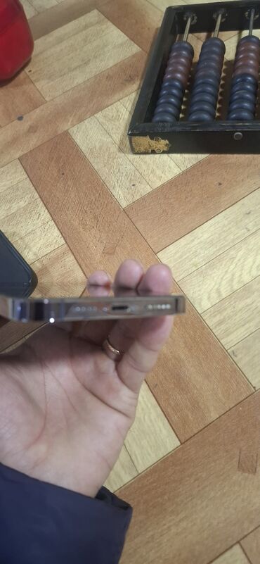 Apple iPhone: IPhone 14 Pro, Deep Purple, Simsiz şarj — 7