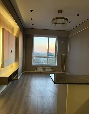 толстого: 3 комнаты, 77 м², ул. Лев Толстой 5 этаж — 1