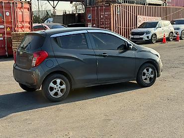 Chevrolet: Chevrolet Spark: 2017 г., 1 л, Автомат, Бензин, Хэтчбэк — 3