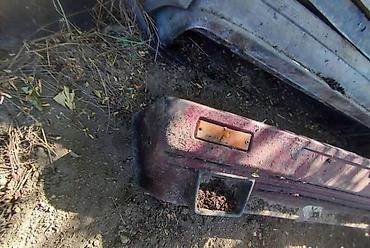 ajkula auto: BRANIK STARA 1 ZA SEAT IBIZA | seat ibica crveni branik stara 1 — 2