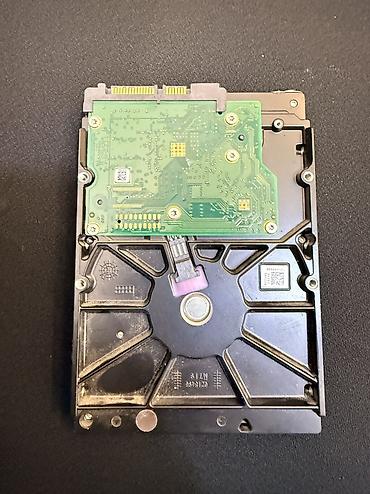 hard disk 160gb: Daxili Sərt disk (HDD) Seagate, 512 GB, 10000 RPM, Yeni — 2