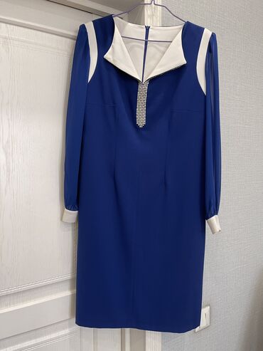 голубое платья: Вечернее платье